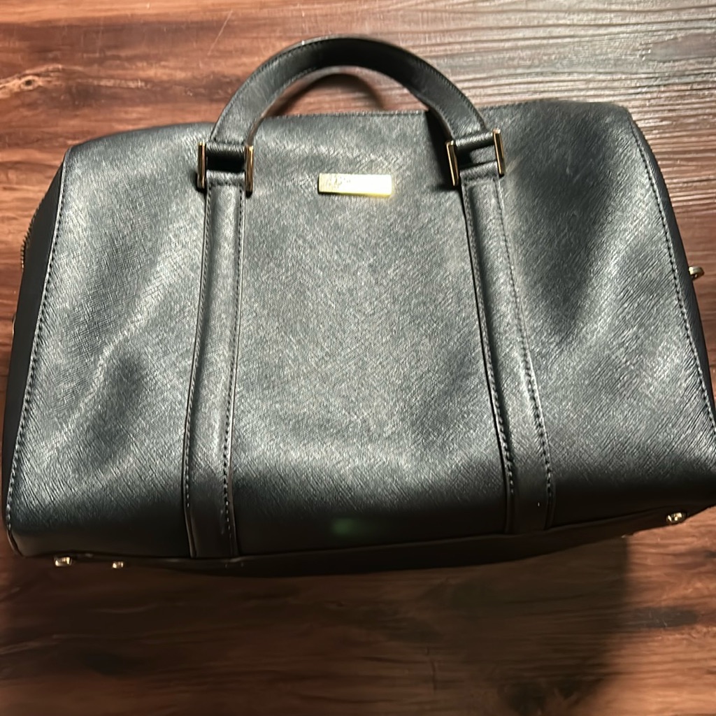 Black Medium Size Kate Spade Handle Purse